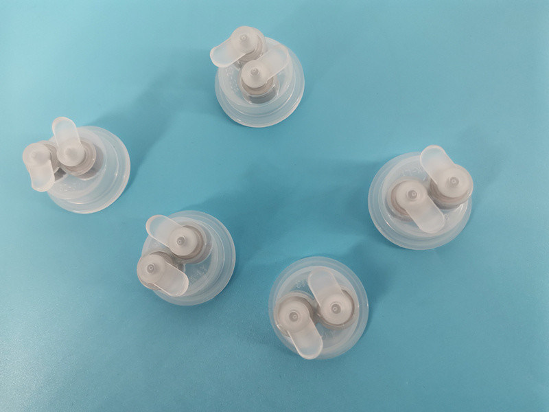 29 mm 30 mm PP Wyciągająca się czapka do wlewu do folii IV do worków do wlewu Euro Cap do plastikowych butelek do wlewu