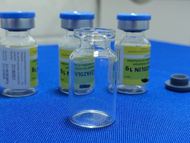 5 ml 10 ml Sterylne fiolki ze szkła Kręta szyja Rurkowe Jasno- bursztynowe Farmaceutyczne Antybiotyk butelka do wstrzykiwań Fiolka ze szkła