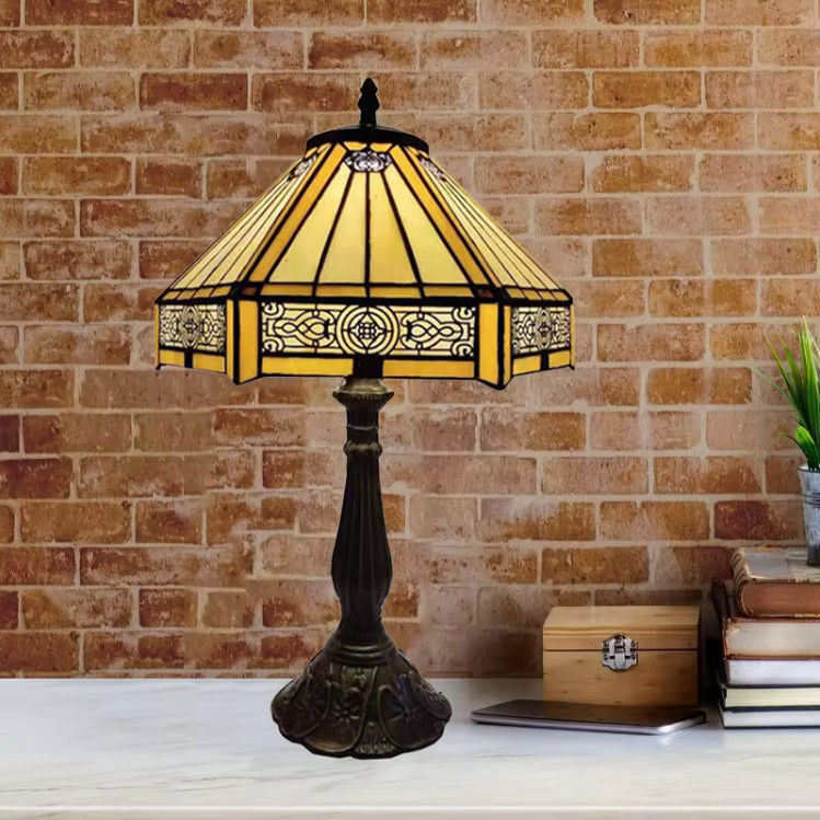 30cm Heksagon Studio Retro Ciepła sypialnia Dom Ręcznie wykonana Lampa Dekoracyjna Sztukę barwną Szkło tureckie Luksowa lampa stołowa