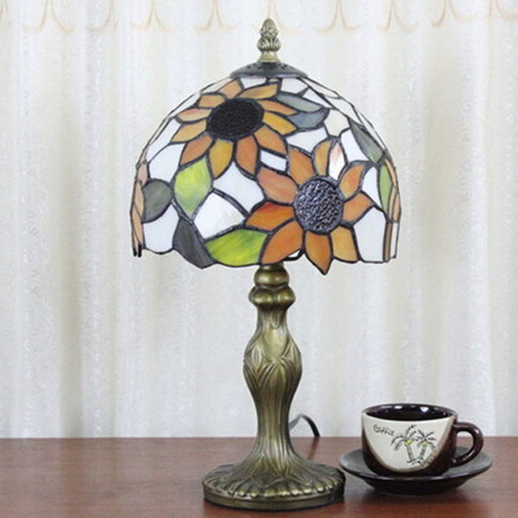 Nowy design Marrakesh słonecznik ręcznie wykonany Kształt księżyca Turish Marokański mozaik Stolik Stolik obok lampy szklanego lampy stołowej